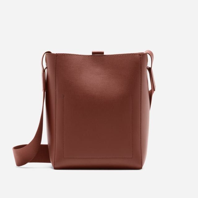 The Italian Leather Studio Bag Cocoa Brown – Everlane Classic Bucket Shoulder Bag For On-the-go, Modern Brown Flap Bag For On-the-go, Rectangular Saddle Bag With Adjustable Strap For On-the-go, Rectangular Bucket Bag With Leather Handles For Business, Modern Business Bucket Bag With Adjustable Strap, Business Leather Handles Crossbody Shoulder Bag, Business Leather Handle Crossbody Shoulder Bag, Business Crossbody Shoulder Bag With Leather Handles, Business Bucket Bag With Adjustable Strap And Top Handle