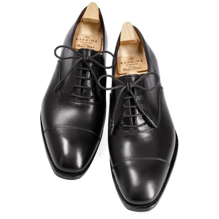 WOMEN'S OXFORDS IN BLACK VITELLO Classic Oxford Shoes With Leather Sole, Classic Lace-up Shoes With Round Toe For Galas, Classic Cap Toe Oxfords For Galas, Black Luxury Oxford Shoes, Classic Cap Toe Lace-up Shoes For Galas, Classic Oxfords With Rubber Sole For Galas, Black Lace-up Oxfords For Galas, Black Timeless Lace-up Shoes With Goodyear Welting, Timeless Black Goodyear Welted Lace-up Shoes