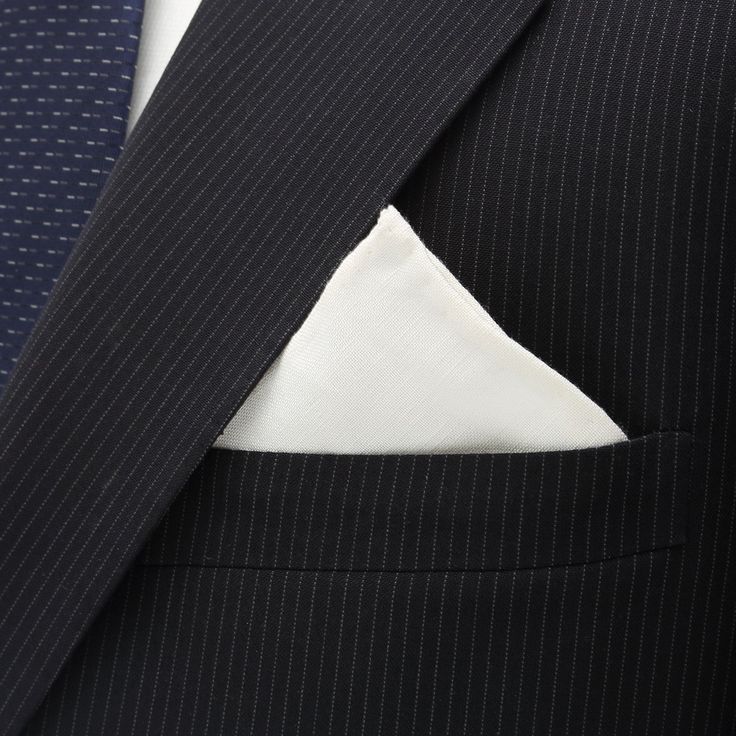 A simple white pocket square is a well-dressed man's essential formal wardrobe accessory. This pocket square for sale is woven in 100% cotton linen, and suits a more casual outfit than our matching silk version. In fact, this white linen pocket square is so versatile you'll wonder how you've ever lived without one. Classic Cotton Suit And Tie Accessories For Business, Cotton Pocket Square For Business, Elegant Tailored White Suit And Tie Accessories, Classic Cotton Pocket Square For Business, Classic Cotton Pocket Square For Formal Events, Classic Cotton Pocket Square For Formal Wear, Classic Cotton Pocket Square For Formal Occasions, White Cotton Semi-formal Suit, White Tailored Suit And Tie Accessories For Semi-formal