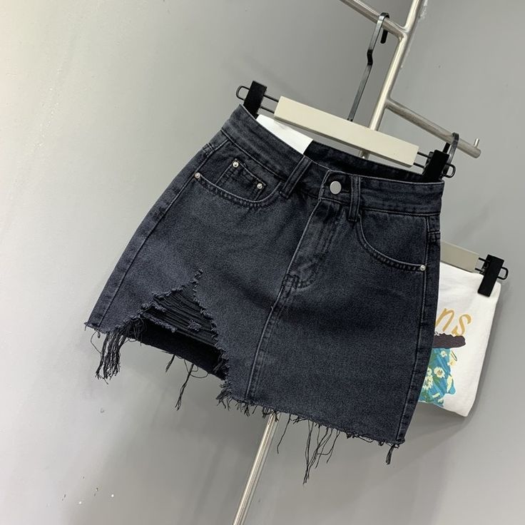 Black Distressed Raw Edge Denim Skirt | Isa - STAYC Black S Pleated Skirt Winter, Floral Chiffon Skirt, Ripped Denim Skirts, Tulle Mini Skirt, Kpop Dress, Pleated Denim Skirt, Strap Skirt, Fashion Chingu, Tie Skirt