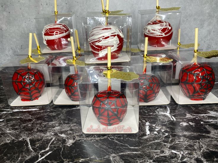 Candy Apples How To Make Red Candy Apples, Black And White Candy Apples, Red And Black Candy Apples, Red Hot Candy Apples, Candy Apple Slices Red, Black Candy Apples, Candied Fruit, Kids Party Decorations, Candy Apples