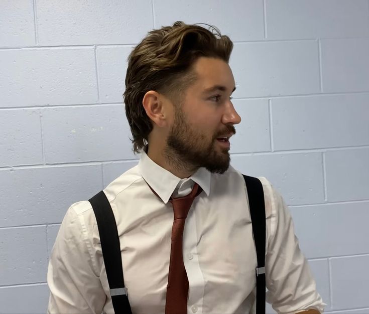 Mullet Hairstyle Mens Slick Back, Jeff Wittek Hair Mullet, Jeff Wittek Mullet, Slick Back Mens Haircut, Muller Hairstyle Men, Jeff Wittek Hair, Mikey Clothes, The Flow Haircut, Medium Fade Haircut