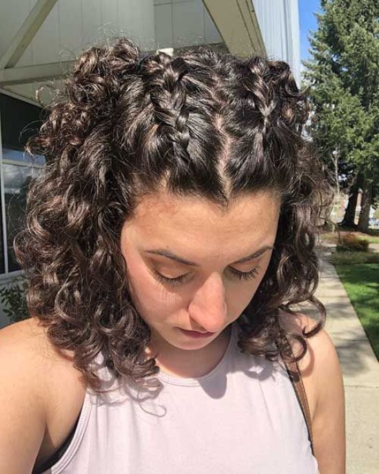 Curly Braids, Curly Hair Braids, Fesyen Rambut, Cute Curly Hairstyles, Curly Hair Styles Easy, Curly Hair Wig, Hairdos For Curly Hair, Peinados Fáciles Para Cabello Corto, Curly Hair Inspiration