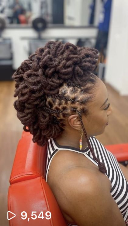 Mohawk Loc Styles Black Women, Dreads Mohawk, Professional Loc Styles For Women, Black Women Dreadlocks Hairstyles, Petal Mohawk, Loc Mohawk Styles, Mohawk Locs, Lox Styles, Black Women Dreadlocks