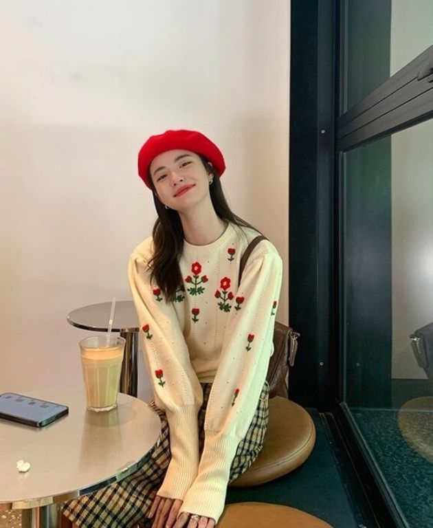 Beige Flower Embroidered Sweater | IU M Fashion Chingu, Iu Fashion, Floral Knit, Beige Cardigan, Embroidered Sweater, Beige Sweater, Cute Sweaters, New Girl, Embroidered Flowers