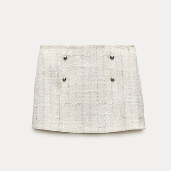 - Mini Textured Tweed Skirt - Super Cute And Elegant - Side Zipper - Textured Metal Button Detail - Front Slits At Hem - Nwt Fitted Tweed Skirt With Buttons, Tweed Skirt With Button Closure For Workwear, Chic Tweed Skirt With Button Closure, Chic Beige Mini Skirt With Buttons, Zara Tweed, Zara Mini, Zara Skirts, Tweed Skirt, Metal Buttons