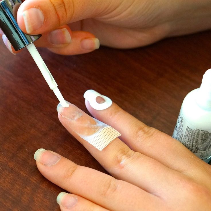 DIY French Manicure - We're Calling Shenanigans Diy French Manicure, New French Manicure, American Manicure, French Tip Manicure, Gel French Manicure, French Manicure Designs, Nail Painting, Diy Ombre, French Manicure Nails