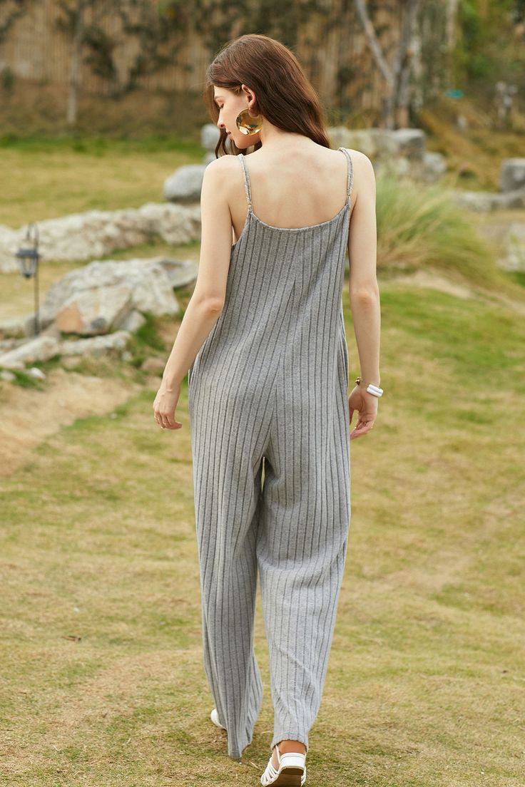 Introducing our Grey Ribbed Knit Wide Leg Jumpsuit. Effortlessly chic and comfortable, this jumpsuit is your go-to choice for casual, on-the-go outfits. Crafted from a cozy ribbed knit fabric and featuring wide legs for easy movement, it's perfect for running errands, meeting friends for coffee, or simply relaxing at home in style. Product code: CAA13E4A075HH Features:  Knit  V-neckline  Sleeveless  Wide leg  Loose fit  Wash Method: Regular Wash Material: 96%POLYESTER,4%SPANDEX. Beachwear Dresses, Affordable Swimwear, Size Matters, Meeting Friends, Meet Friends, Make Memories, Wide Legs, Wide Leg Jumpsuit, Body Shape