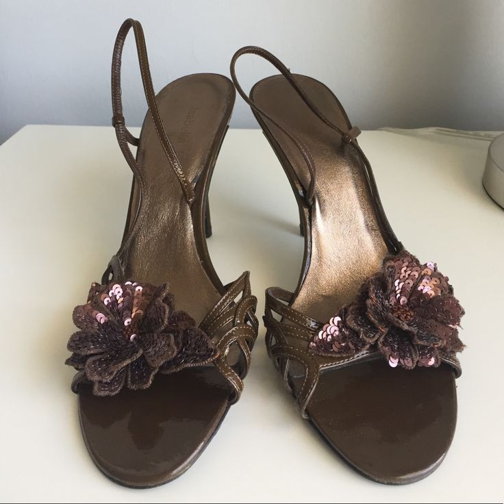 Nwot Isabella Fiore Strappy Heels With Sequin Flower With Wire So You Can Bend And Shape It. 4" Heel. Brown Patent Leather Straps. These Have Never Been Worn! Brown Open Toe Sandals For Wedding, Brown Open Toe Heels For Wedding, Glamorous Brown Heels For Formal Occasions, Brown High Heel Wedding Heels, Brown High Heel Wedding Shoes, Pretty Flat Shoes, Rich Shoes, Cool Heels, 90s Heels