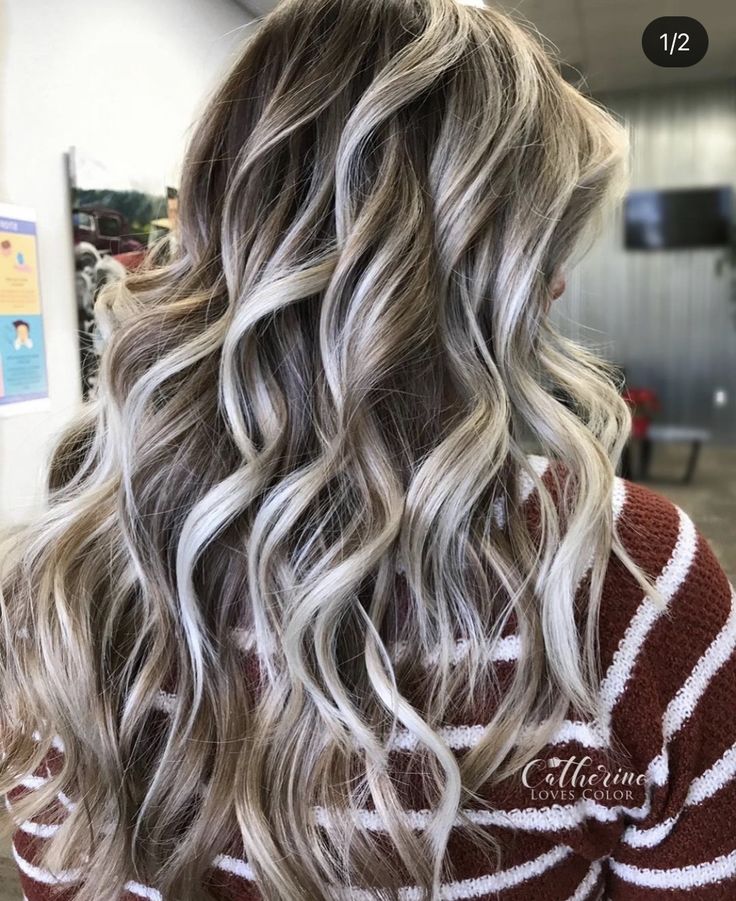 Blond Ideas, Hair Color Grey Silver, Lightened Hair, Summer Blonde Hair, Grey Hair Transformation, Beauty Hair Color, Hair Tint, Brunette Hair With Highlights, Balayage Hair Dark