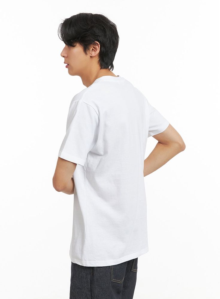 Product Detail Elevate your casual style with our Men's Basic V-Neck T-Shirt in White. Perfect for back to school or any casual occasion. This solid print shirt features a normal fit for all-day comfort. Style : Casual Occasion : Back to school Type : Men, Basics, Essentials, TShirts Print : Solid Material : Cotton Sleeve : Short sleeve Neck : V neck Length : Regular Fit : Normal fit Cotton100 Color : White Made in Korea Model Size Model is wearing size 1XL and the color White. Height : 6'0" | 1 White Casual Pre-shrunk T-shirt, Casual White Pre-shrunk T-shirt, White Crew Neck T-shirt, White Casual Basic Tops, White Casual T-shirt For Everyday, Casual White T-shirt For Everyday, Urban White Tops For College, White Crew Neck Casual T-shirt, White Summer T-shirt For College