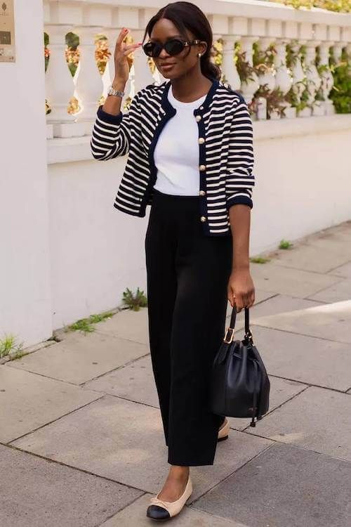 50+ Elevated Corporate Outfits for the Perfect Business Casual Chic Vibe Stripe Cardigan Outfit, British Girl, Ballet Flats Outfit, Mode Tips, Black And White Cardigans, Flats Outfit, Outfit Chic, Girls Fall Outfits, Corporate Outfits