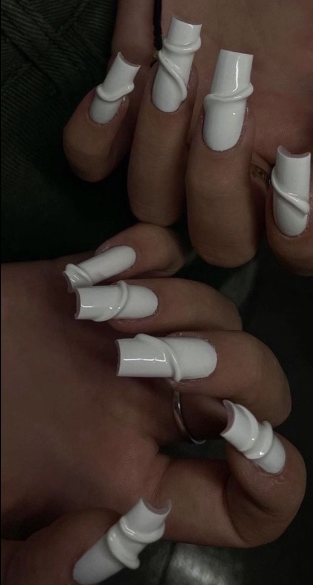 Army Acrylic Nails, White French Tip With Chrome Design, Simple White French Nails, Nut Color Nails Short, Nailspo Square, Nail Inspo Medium Length Square, Winter Nails For Black Women, Easy Nail Sets For Beginners, Milky White Aura Nails