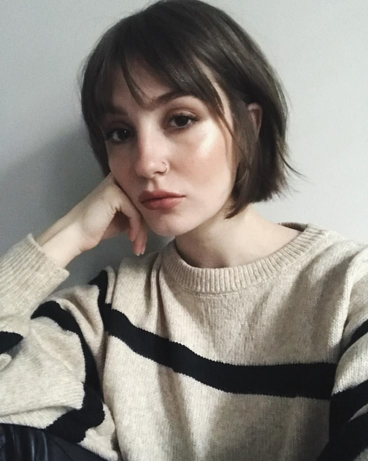 Short Hair Fringe, Hairstyles List, French Bob, Choppy Bob Hairstyles, Short Brown Hair, Bob Haircut With Bangs, Modern French, Bob Hairstyles For Fine Hair, Short Fringe