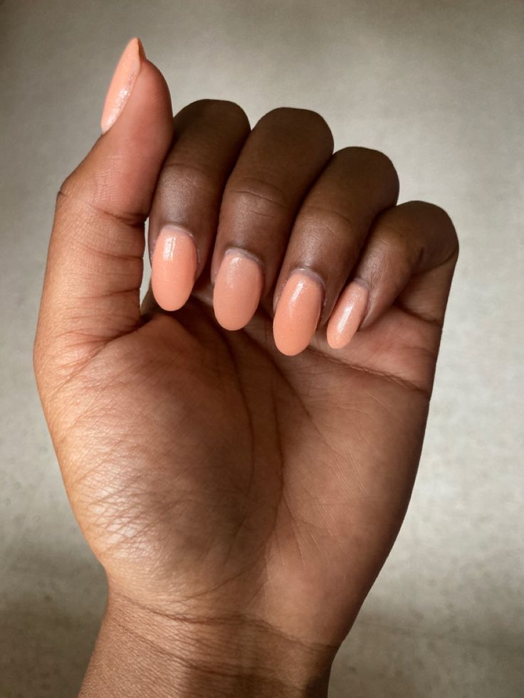 Dip powder almond shape nails balck girl classy nails. Peach Nails On Dark Skin, Sns Nails Dark Skin, Glazed Donut Nails Black Skin, Best Dip Nail Color For Dark Skin, Dark Skin Pink Nails, Nude Peach Nails, Nails Dark Skin, Nails Dark, Shape Nails