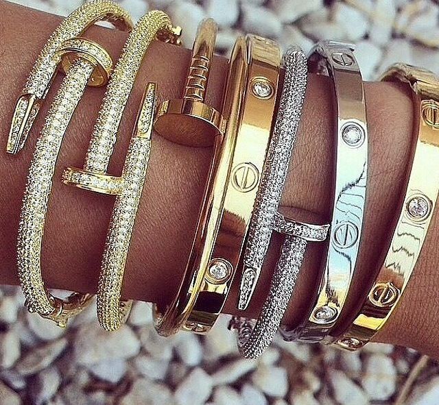 Bracelet Combinations, Oak Jewelry, Bracelet Cartier, Nail Bracelet, Stacking Bracelets, Wrist Candy, Cartier Jewelry, Expensive Jewelry, Epilator