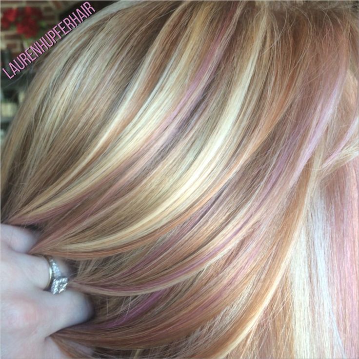 Gold Highlights On Blonde Hair, Rose Gold Hair Peekaboo, Rose Gold Hair With Blonde Highlights, Rose Gold Highlights Blonde Subtle, Blonde Hair Rose Gold Highlights, Rose Gold Lowlights Blondes, Ash Blonde With Pink, Rose Gold And Blonde Highlights, Blonde And Rose Gold Hair