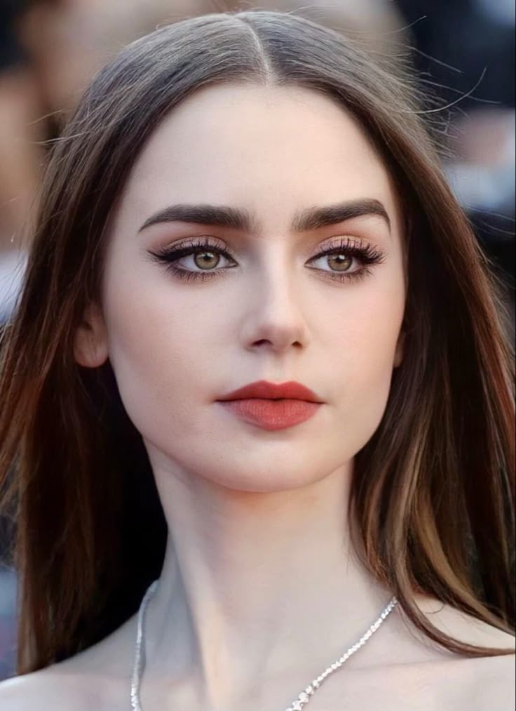 Angel Makeup, Light Makeup Looks, Soft Makeup Looks, Beauty Hair Makeup, Hazel Eyes, Lily Collins, Wedding Hair And Makeup, Hair And Makeup, Beautiful Makeup