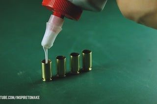 Shotgun Shell Art, Shell Casings Crafts, Homemade Forge, Bullet Casing Crafts, Shotgun Shell Crafts, Hunting Crafts, Bullet Casing Jewelry, Bullet Crafts, Bullet Art