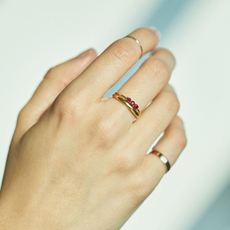 Still Life Ring, Ruby - Jennie Kwon Jennie Kwon, Life Ring, Ring Ruby, Ruby Engagement Ring, Number 10, Shiny Things, Pretty Rings, Ruby Ring, Jewelry Inspo