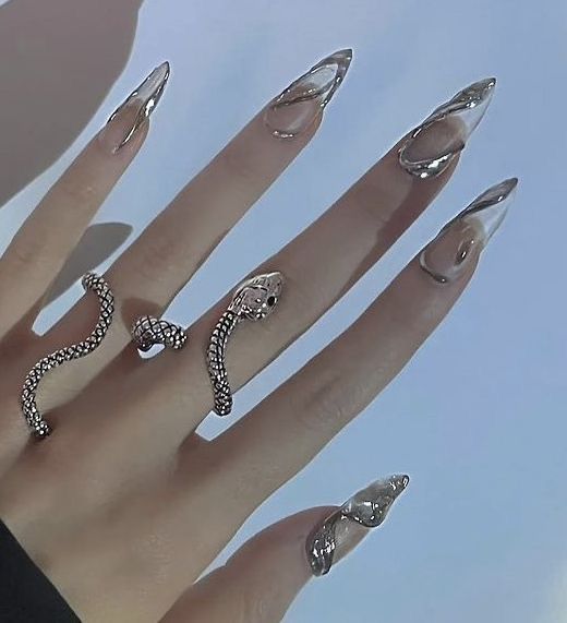 Elvish Nails, Futuristic Nail Art, Nail Y2k, Asian Nails, Korean Nails, Goth Nails, Edgy Nails, Grunge Nails, Pretty Gel Nails