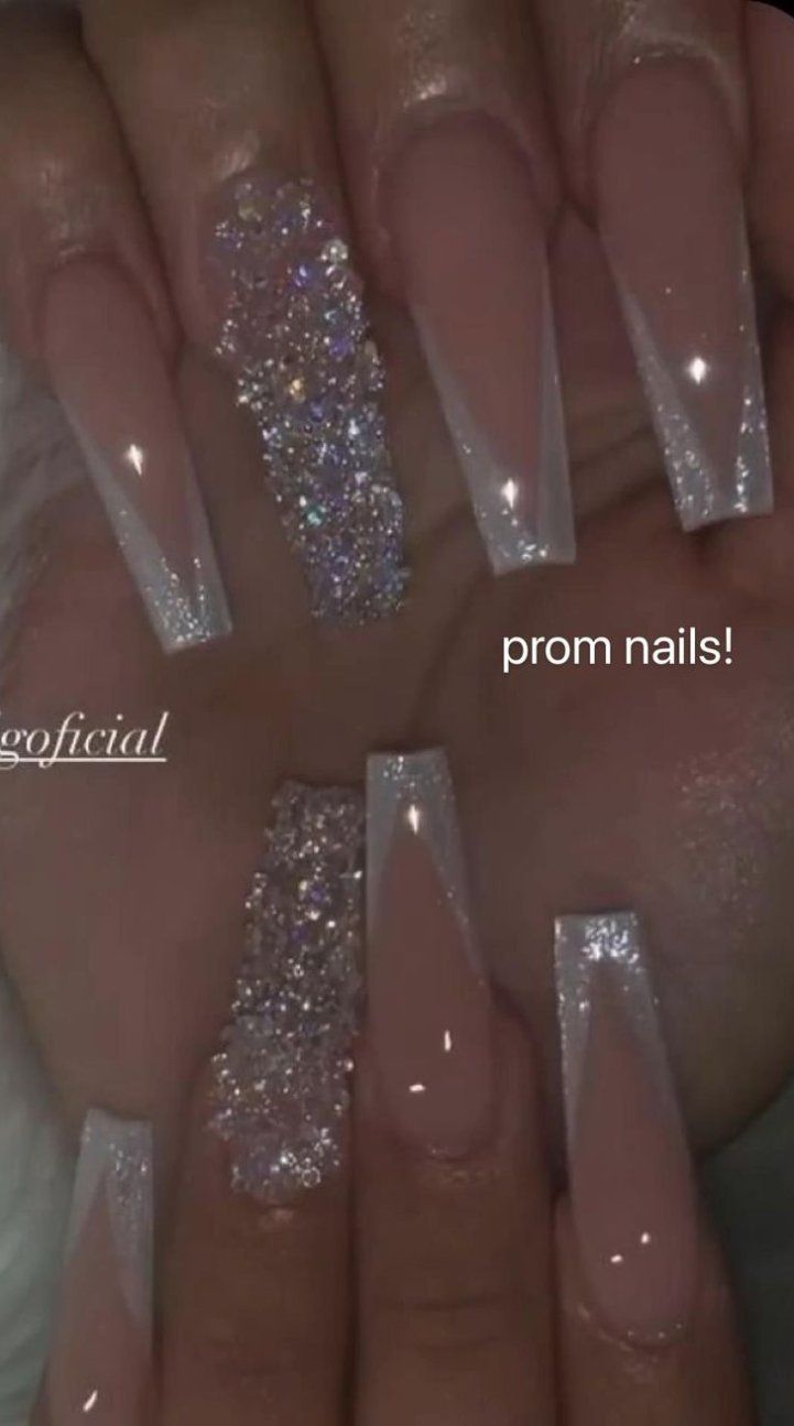 Sparkly Acrylic Nails, Nails With Glitter, Long Acrylic Nail Designs, Winter Nails Acrylic, Nails Design With Rhinestones, Dope Nail Designs, Long Acrylic Nails Coffin, Acrylic Nails Coffin Pink, Long Square Acrylic Nails