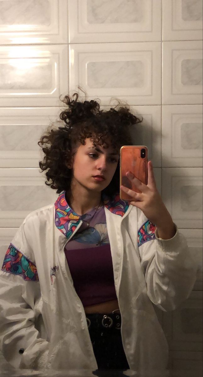 Space Bun Natural Hair, Curly Hair Space Buns With Bangs, Space Buns Short Curly Hair, Short Curly Hair Space Buns, Short Curly Hair Pigtails, Short Curly Pigtails, Pigtail Hairstyles For Short Hair, Space Buns Aesthetic, Curly Hair Space Buns