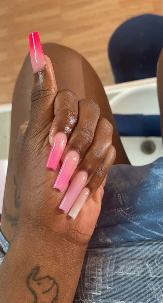 Acrylic Nails Medium, Ombré Acrylic Nails, Prom 2k23, Ombré Acrylic, Pink Ombre Nails, Ombre Acrylic Nails, Nails Medium, Long Square Acrylic Nails, Square Acrylic Nails