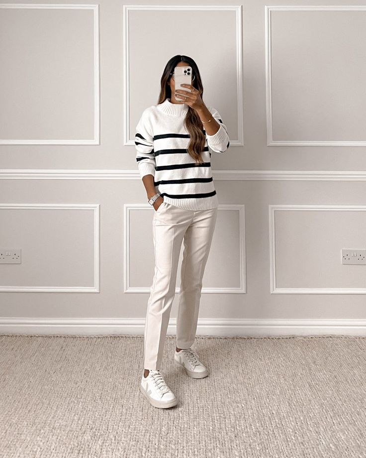 Outfit links - Neeta Starling White Pants Chic Outfit, White Trouser Outfit Winter, Winter White Trousers Outfit, Winter Classic Outfits For Women, Neeta Starling, White Pants Winter Outfit, Off White Pants Outfit, White Pants Outfit Winter, White Trousers Outfit