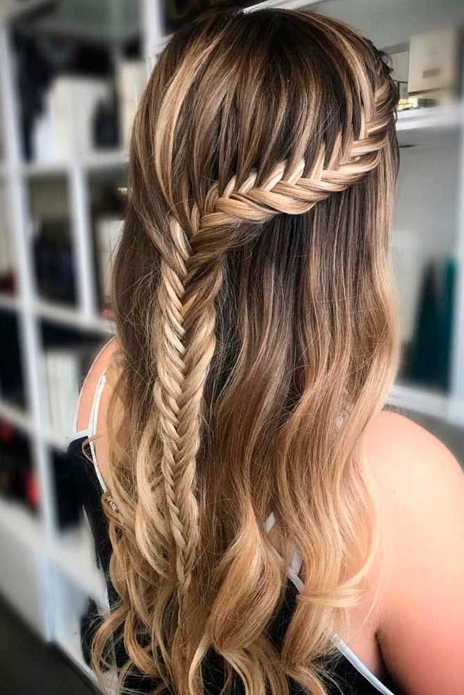 Winter Formal Hairstyles, Boho Hairstyle, Stylish Lady, Braided Half Up, Peinados Fáciles Para Cabello Corto, Winter Formal, Braided Hairstyles Easy, Trending Hairstyles, Teen Hairstyles