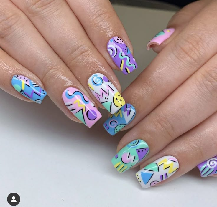 80s Acrylic Nail Designs, Groovy Almond Nails, Retro 80s Nail Designs, 80s Themed Nails, 90s Themed Nails, Groovy Nails Acrylic, 90s Style Nails, 80s Nail Art, Cupcake Nails