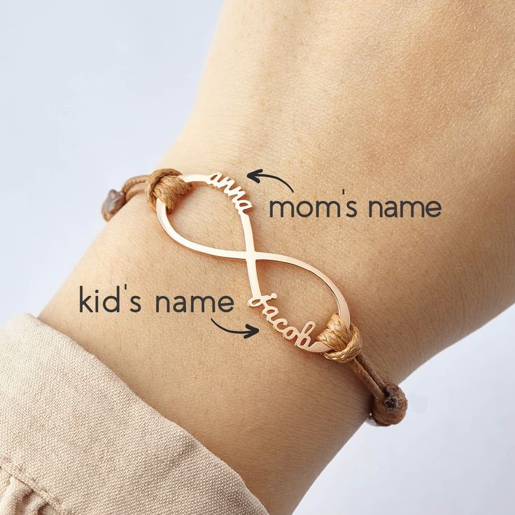 "♥ Infinity Name Bracelet For New Mom ♥ This dainty names bracelet will be the most unique jewelry you can find. Carefully crafted by hand with a chic and sophisticated look, making it the perfect gift for a new mom. P R O D U C T ∙ I N F O * Material: Solid 925 Sterling , Coated leather * Finishing: - Yellow - * Dimensions: 1 3/4\" (42mm) x 1/2\" (12.7mm) * Character limits: up to 10 characters per name for best visibility H O W * T O * O R D E R * Select your preferred finishing color and the Personalized Mom Jewelry, Mom Jewelry Personalized, Mother Daughter Bracelets, Mom Bracelet, Mothers Bracelet, Infinity Charm, Moms Bracelet, Kids Names, Gold Name Necklace