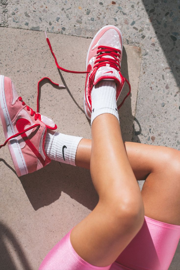 The Nike Dunk SB "Strange Love" is, hands down, one of the greatest Valentine's day themed shoes of all time. However, we definitely approve of wearing these year-round. Wear your kicks with confidence! Check out our in-depth cleaning tutorial on our YouTube channel! #Nike #NikeSB #StrangeLove #Valentines #Pink #Hypebae #Hypebeast #BikerShorts #SneakerCommunity #FemaleInfluncers #Fashion #Trendy #Reshoevn8r Dr Shoes, Trendy Shoes Sneakers, Jordan Shoes Girls, Cute Nike Shoes, Cute Sneakers, Nike Sb Dunk, Hype Shoes, Cute Nikes, Aesthetic Shoes