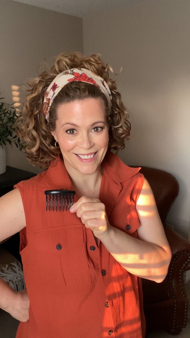 Sandi 🇨🇦 Curly Hair Care, Clean Beauty | Part 1 - How to build root volume while diffusing I use a pick to SLIGHTLY & GENTLY lift the roots making sure not to stretch out any... | Instagram Updo For Short Curly Hair, Headband Hack, Short Curly Hair Updo, Short Curly Hair With Bangs, Beauty Headband, Crazy Curly Hair, Quick Updo, Root Volume, Curly Hair Up