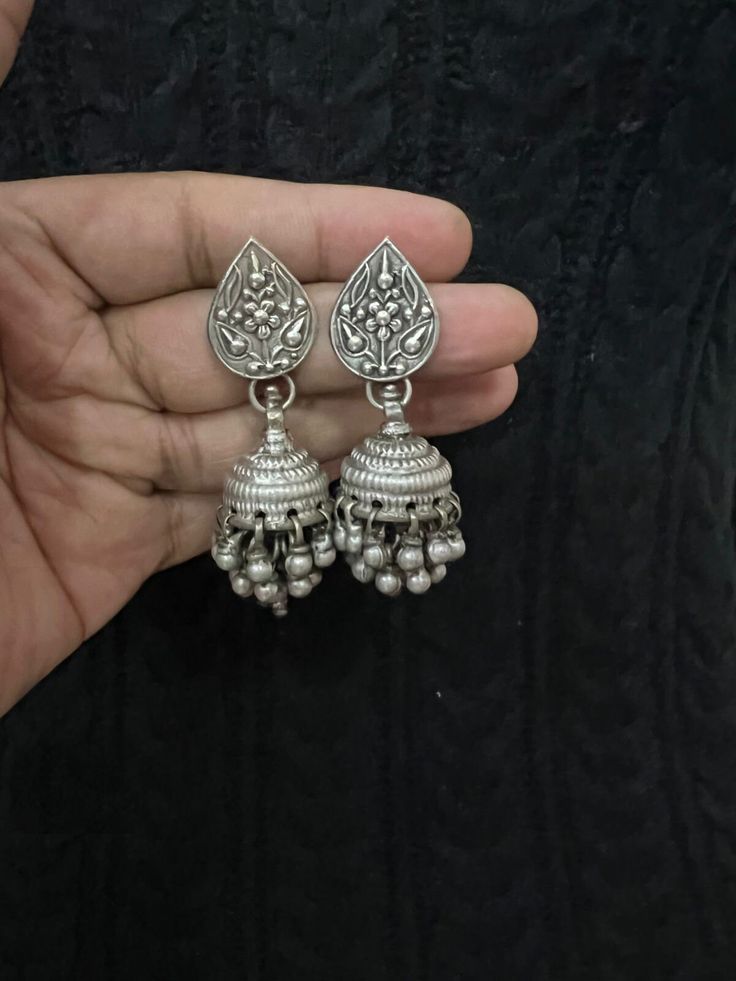 Oxidized Jewellery, Silver Pendent, Pretty Jewelry Necklaces, Junk Jewelry, Jhumki Earrings, Pendent Necklace, Silver Stud Earrings, Earring Sale, Antique Jewellery