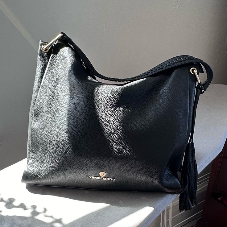 Gently Used Vince Camuto Bag, Black Leather Handbags, Vince Camuto, Leather Handbags, Black Leather, Bag Lady, Handbags, Leather, Women Shopping