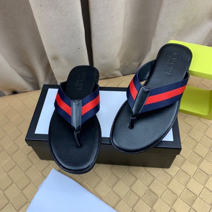 No Stains Or Damage Designer Black Sandals With Red Sole, Gucci Black Leather Sandals, Black Gucci Leather Sandals, Gucci Leather Sandals With Red Sole, Gucci Black Luxury Sandals, Black Gucci Luxury Sandals, Women's Flip Flops, Shoes Gucci, Gucci Black