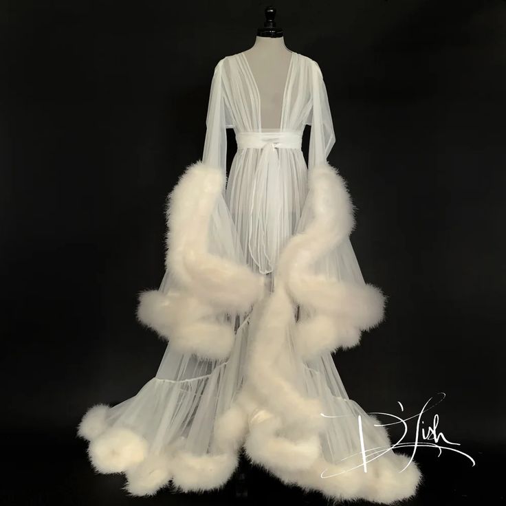 Fancy Robes, Wedding Nightgown, Long Bridal Robe, Sleeping Gown, Feather Gown, Robe Wedding, Luxury Loungewear, Bridal Robe, Loungewear Luxury