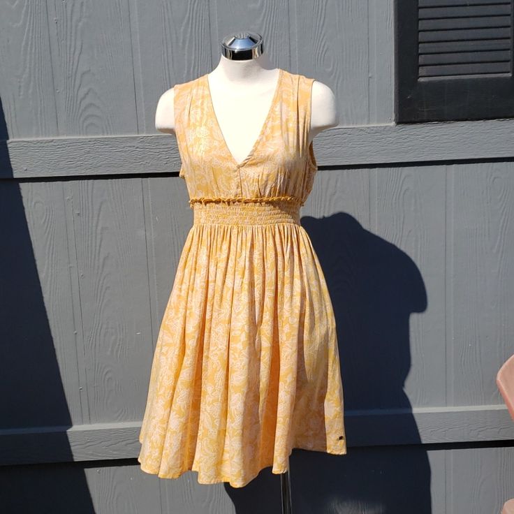 Yellow And White Dress. Super Cute! Nwt! Yellow A-line Mini Dress For Brunch, Yellow Lined Midi Dress, Mustard Sleeveless Sundress, Chic Yellow Lined Midi Dress, Yellow A-line Dress For Daywear, Yellow A-line Dress For Day Out, Flowy Yellow Mini Dress Knee-length, Flowy Yellow Knee-length Mini Dress, Yellow Knee-length Dress For Day Out