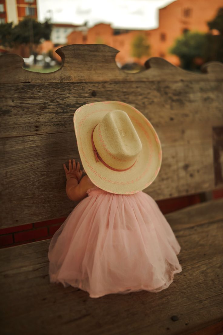 1st rodeo photoshoot #firstrodeo #fortworthstockyards #rodeo My First Rodeo Birthday Outfit, First Rodeo Pictures, 1st Rodeo Cake Smash, Cowgirl 1st Birthday Photoshoot, First Rodeo Photoshoot, Rodeo Photoshoot, First Birthday Photoshoot, Beginners Photography, Rodeo Baby