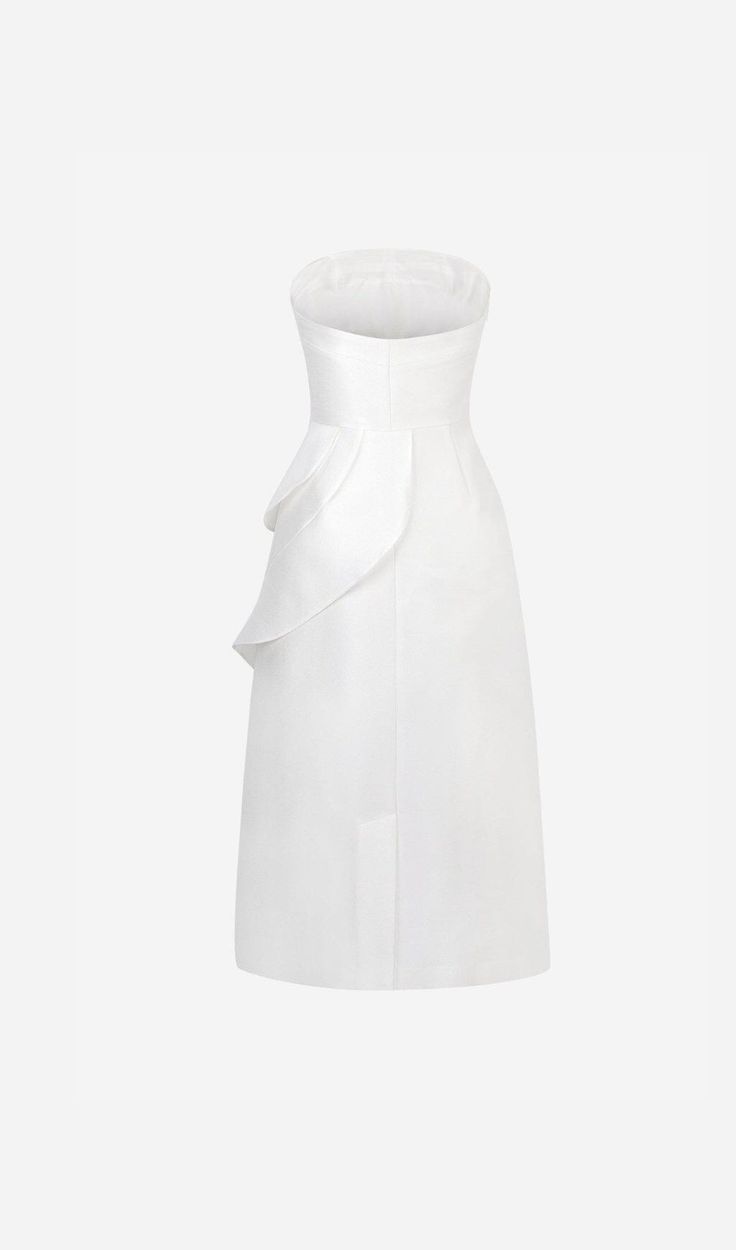 Look flawlessly feminine in this white strapless midi combining fluttering ruffles and a form-fitting silhouette. The sweetheart neckline flatters your décolletage while tiered ruffles create gorgeous movement. This breezy yet polished dress promises to be your warm-weather go-to for garden parties and daytime weddings! Gentle Dry Clean Only Colour may vary due to lighting on images. The product images (without model) are closest to the true colour of the product.Item runs true to size chart and White Midi Dress With Ruched Bodice And Straight Neckline, Elegant Midi Dress With Ruffle Hem And Sweetheart Neckline, Elegant Midi Dress With Fitted Bodice And Ruffled Straps, Strapless Midi Dress With Ruffled Fitted Bodice, Elegant Strapless Dress With Ruffles And Sweetheart Neckline, Elegant Strapless Dress With Ruffles And Straight Neckline, White Midi Dress With Ruffles And Straight Neckline, Elegant Tiered Strapless Dress, Elegant Tiered Strapless Dress With Ruffle Hem