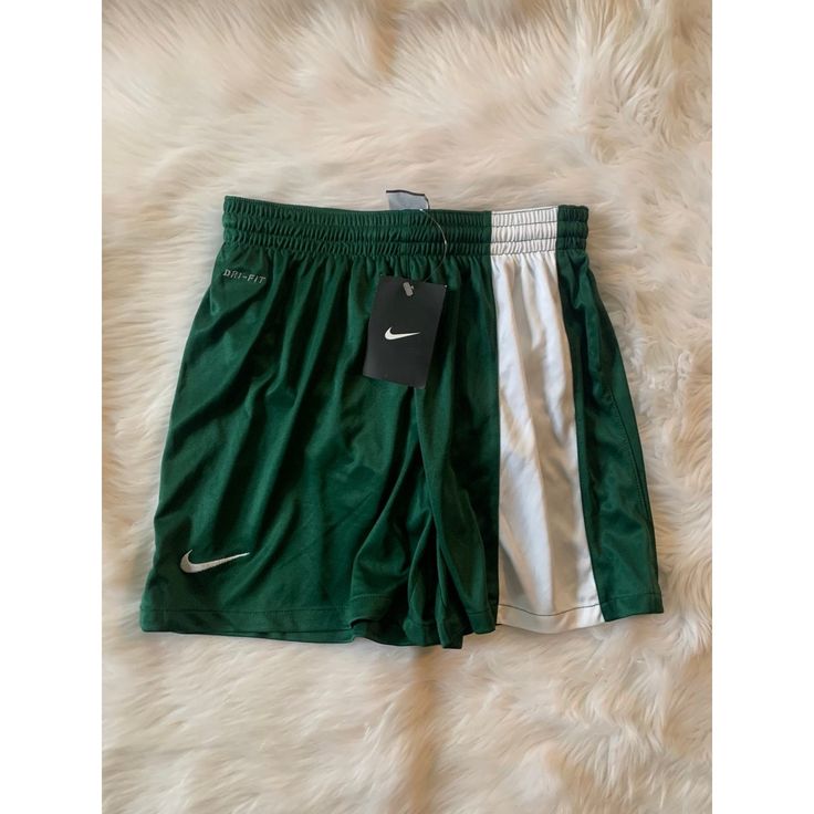 New With Tags Nike Size Medium Youth Soccer Shorts. Offers Always Welcomed And Considered Nike Green Athletic Shorts With Built-in Shorts, Green Cotton Shorts For School, Green Cotton School Shorts, Nike Green Cotton Bottoms, Nike Sporty Green Bottoms, Green Short Bottoms For School, Green Short Length Bottoms For School, Nike Green Athletic Shorts, Nike Green Sporty Athletic Shorts