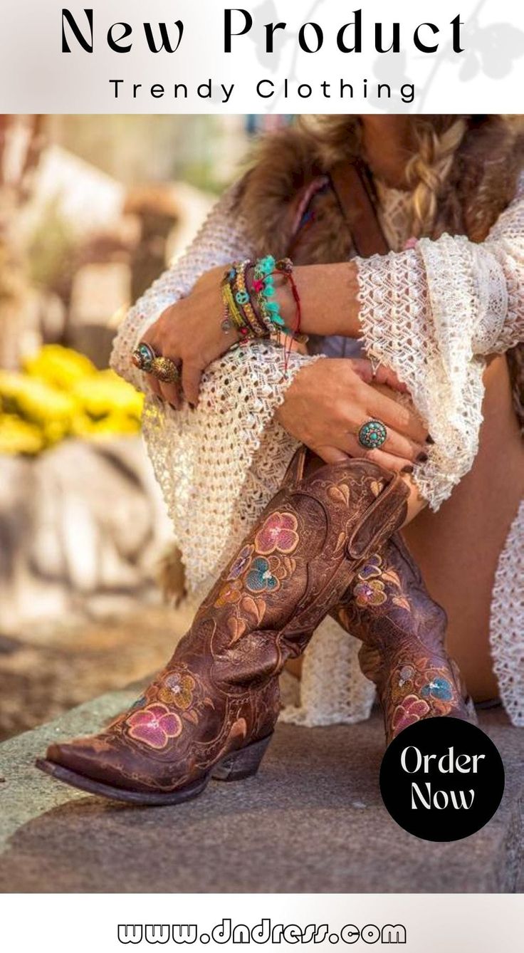 Embroidery Floral Slip High Boots