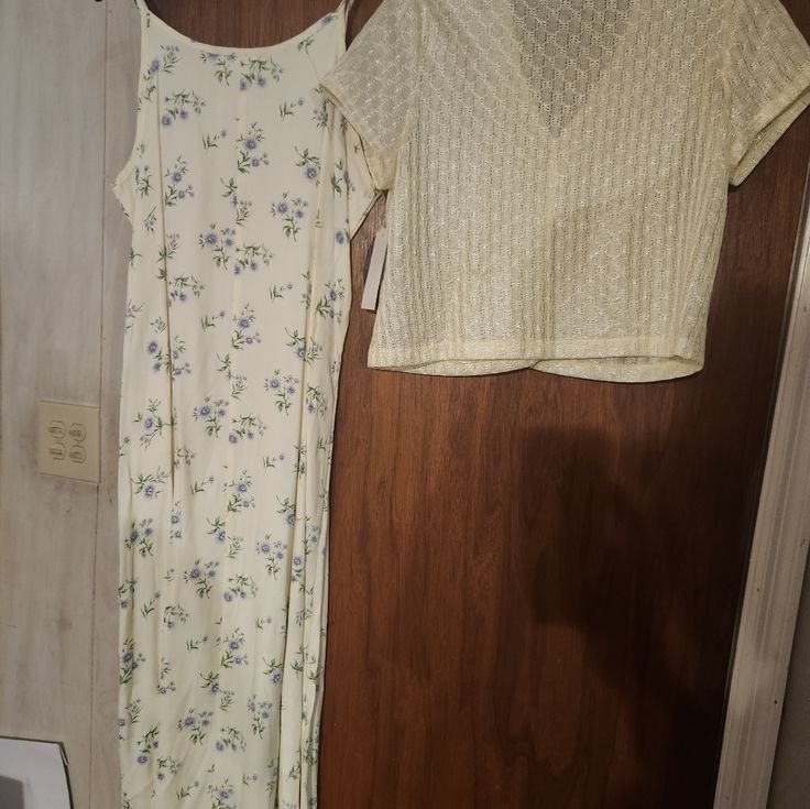 2pc Yellow Dress With Jacket. Dress Has Lavender And White Flowers. Dress Is Lightweight. Jacket Is Sheer. Dress Is Size 16 1/2. This Is Plus Size For Girls. Yellow Dress With Jacket, White Faux Fur Coat, Faux Fur Shrug, Dress With Jacket, Plaid Peacoat, Girls Denim Jacket, Flowers Dress, Vintage Baby Girl, Girls Vest