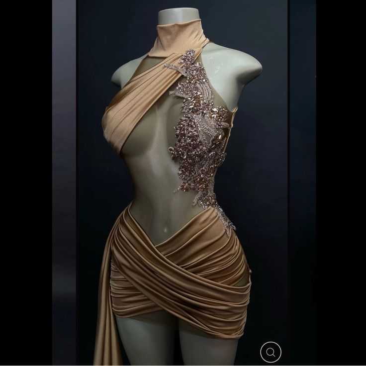 Brand New & Never Worn. In Excellent Condition. Luxury Gold Mini Dress For Evening, Halter Top Dresses, Looks Party, Glamour Dress, Prom Dress Inspiration, Pretty Prom Dresses, Fantasy Dress, Glam Dresses, Fancy Outfits