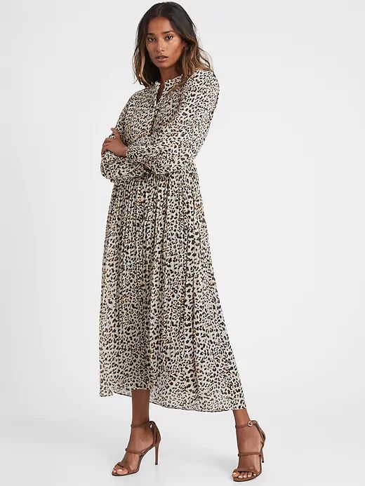 Pleated Midi Dress | Banana Republic Dress Tea Length, Petite Clothes, Dress Georgette, Petite Midi Dress, Wrap Clothing, Bridesmaid Dresses With Sleeves, Long Midi Dress, Pleated Midi Dress, Georgette Fabric