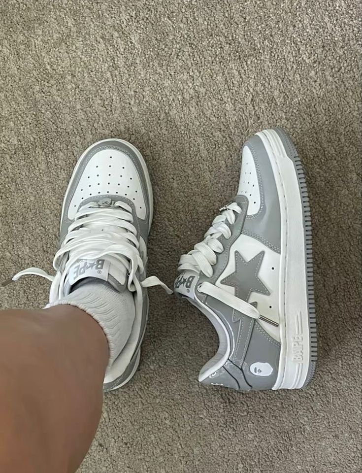 Bape Shoes, Pretty Sneakers, Trendy Shoes Sneakers, Dr Shoes, Preppy Shoes, Pretty Shoes Sneakers, Jordan Shoes Retro, All Nike Shoes, Shoes Outfit Fashion