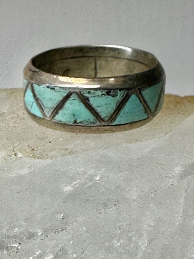 Zuni ring Turquoise wedding band size 8 sterling silver women men Size  8 Weight  6g  Width   11/32" Free Shipping & Free/4 Postal Insurance  Delivered in a Gift Box  Free First Class shipping and postal insurance is included. If you want to upgrade to priority kindly pay an additional fee to do so.  This is recommended if you would like to have your package delivered faster than first class which has slowed down Turquoise Wedding Band, Turtle Ring, Turquoise Wedding, Ring Turquoise, Turquoise Rings, Onyx Ring, Elegant Ring, Size 10 Rings, Rings Statement