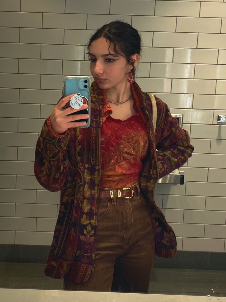 Red Grunge Outfit Aesthetic, Witch Aesthetic Dark, Dark Red Shirt, Earthy Grunge, Witch Aesthetic, Aesthetic Dark, Hippie Outfits, Red Shirt, Dream Clothes