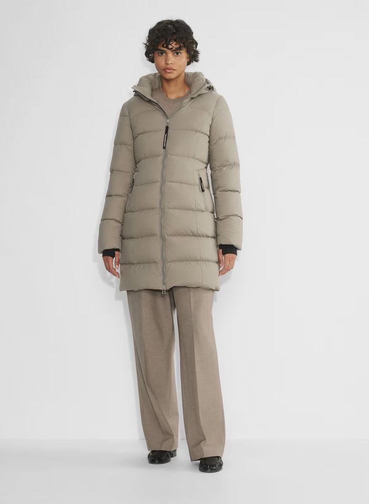 The Super Puff™ THE SUPERSNUG PUFF™ MID | Aritzia US Hem Jeans Without Sewing, Aritzia Super Puff Mid, Super Puff Mid, Aritzia Super Puff, Fall Activewear, Coat Guide, The Super Puff, Aritzia Jacket, Sweat Vest